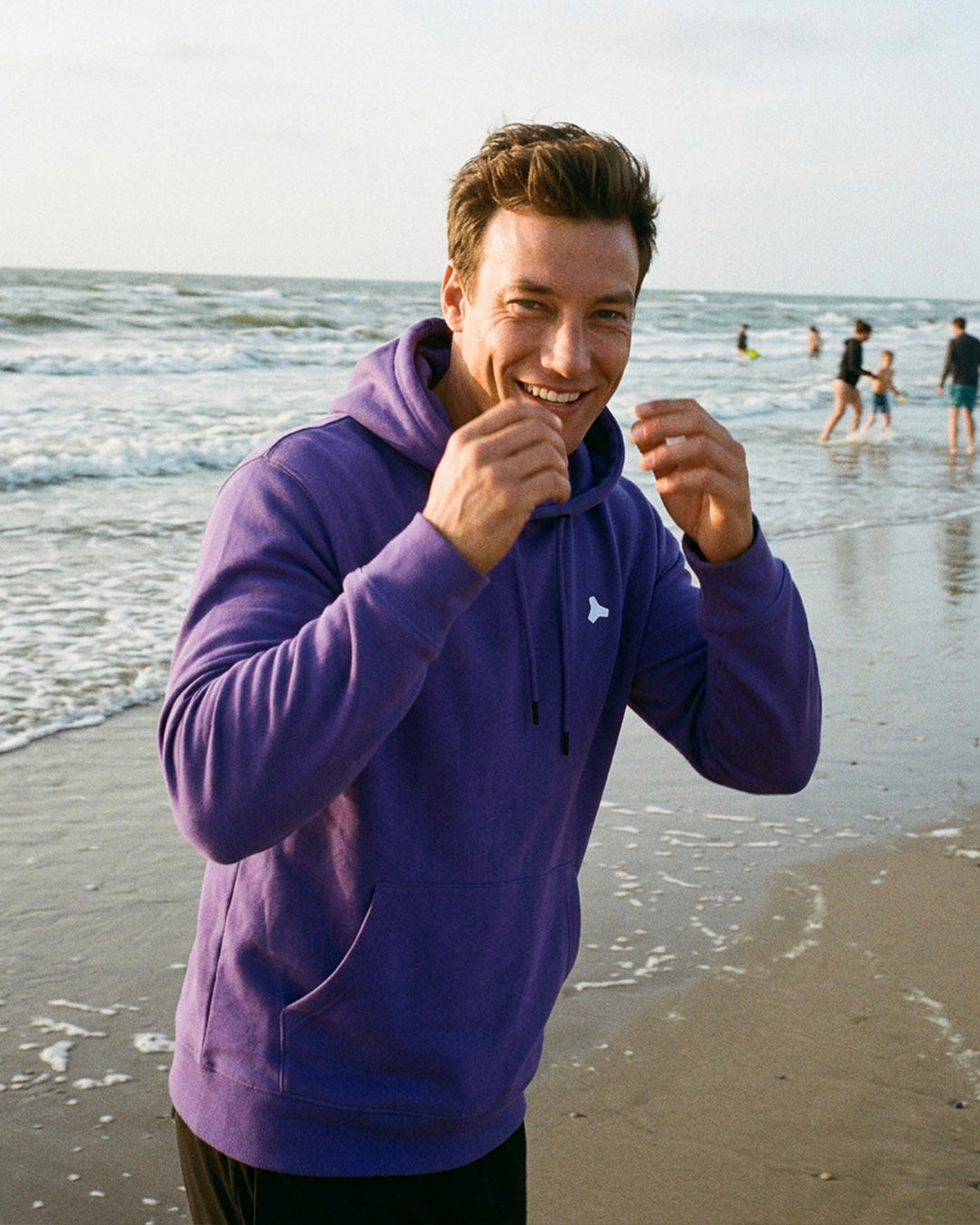 Surf Academy Hoodie Medium Fit